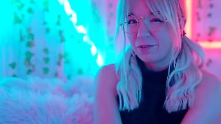 Jolie Lyon - Little step-brother makes a porno with