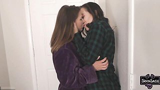 Ariel X and Sinn Sage's tattoed woman video by Sinn Sage XXX