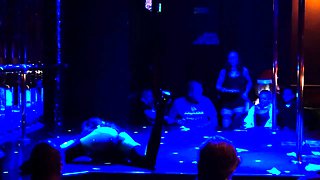 Amateur college group sex session