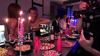 Foursome XXX with Group Sex Babes