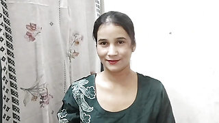 Desi aunty ko saman dene ke bahane pel diya