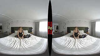 Zara Fox Swimsuit First - Shinyvideos