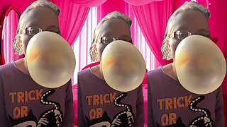 Asmr Bursting Bubblegum Bubbles