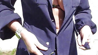 Milf Julie risky outdoor orgasm