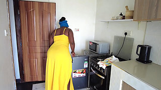 Horny Housegirl Tempted Her Boss to Fuck the Big Ass Inside Her Dress