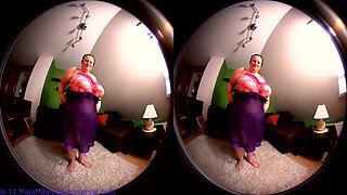 Sharon's Hot Strip Leaves Nithing To Your Imagination - Bbw Gilf