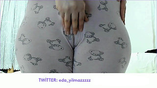 Camel Toe - Turkish MILF