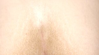 Latina Gets Her Pussy Stretched