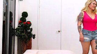 Blonde amateur blowjob POV in public