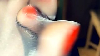 Amateur hottie solo masturbation