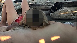 Pussy Flash - Stranger Caught My Stepdad Touching My P...a Beach and Jerked off His Dick - Misscreamy