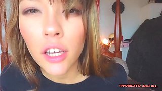 Hot glamour babe webcam solo