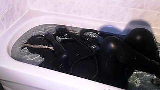 Amateur wild chick solo masturbation