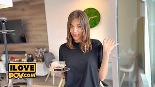 Horny Cock Sucking Couch Surfer Julia Graff