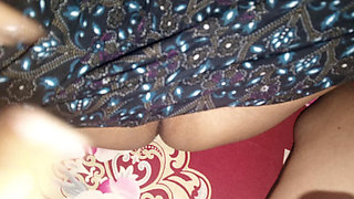 Desi Newly Married Girl Enjoy Her Boyfriend by Hard Fingering and Faking in House