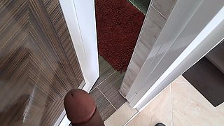 I Seduce My Horny Stepsister in the Shower