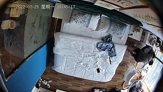 Amateur couple hidden cam