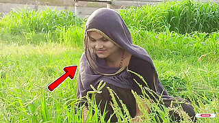 Desi Village girl tight pussy outdoor video desi village hot girl sex Indian fucking Desi hot village girl by -Snapchat