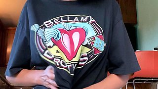 Big boob brunette masturbates on webcam