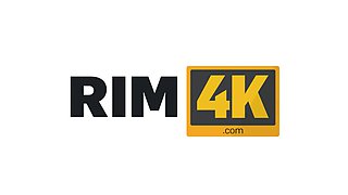 RIM4K. Competitive sisters want to find out who gives the best rimjob