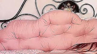 Cumming with My Cute Vibrator!