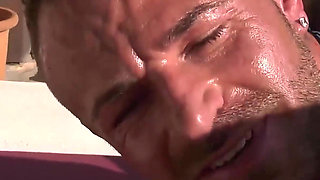 Vacation Flirt Uninhibited Fucking on the Beach