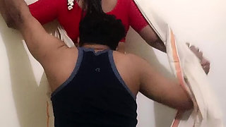 Mallu hot girl in sari Part #1