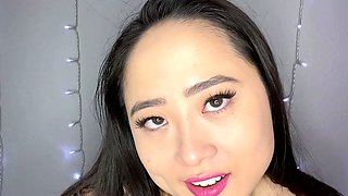 Adorable Japanese teen Izumi Koizumis pussy toyed until
