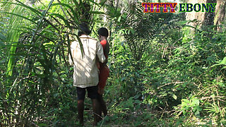 These Local Amateur Village Lovers Met in the Bush Again and Fucked Hardcore