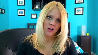 amateur amali2015 flashing ass on live webcam