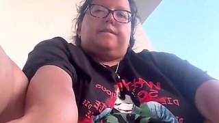 WildEnglishBBW rubbing my cilt fingeirng my pussy & ass on my balcony