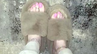 Fendi Feet aka goddessfendi OnlyFans - Lil break from