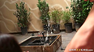 Fuckin' Fountain! With Xander Corvus, Keira Croft - Brazzers