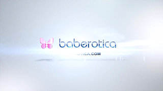 Gorgeous Nia Nacci Is a Black Panther in the Bed