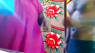 Boss  having sex with Indian Tamil desi maid chubby women
