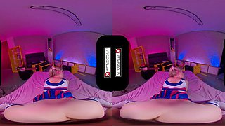 Anny Cosplay VR