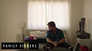 Step Daughter Carolina Sweets Craves Big Cock - Family Sinners Blowjob & Cumshot
