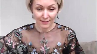 Lustful Blonde Camgirl Squirts Over Herself While Masturbating