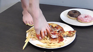 Fast Food & Donat Foot Feeding!
