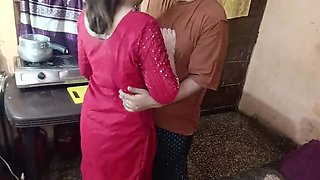 Indian Aunty Fucked in Kitchen While Cooking - Hindi Audio Full Video