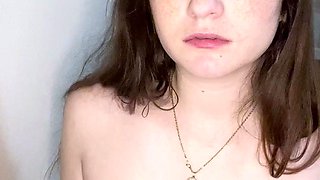 SMALL TIT BRUNETTE TATTOOED TEEN GIRLFRIEND CAUGHT IN SHOWER