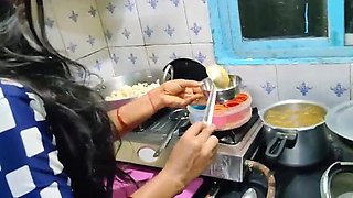 Indian Maid Fucked by Boss in Saree - Clear Hindi Audio - Desi Homemade Sex