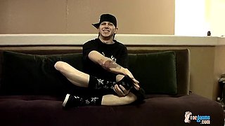 Cummy Feet With Str8 Ian - Ian Madrox