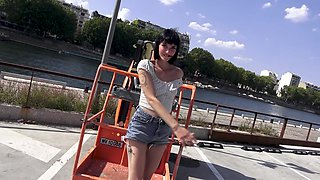 je remplis la chatte d une touriste belge dans les wc publics