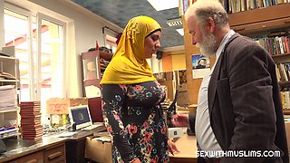 Aisha Bahadur & Faun in Bookstore Owner Fucks A Happy Muslim Milf - Porncz