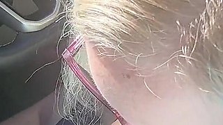 A Sneaky Blowjob in the Car