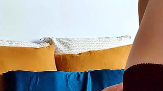 Amateur Blonde Teen Plays Solo with Toy Webcam Porn