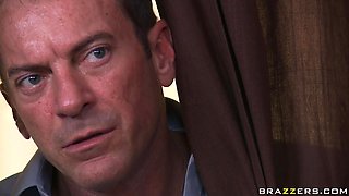 Showing The Son How It's Done With Alexis Texas, Randy Spears - Brazzers