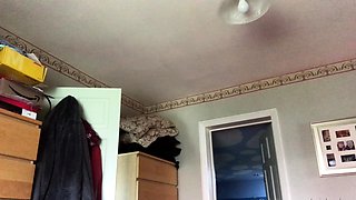 Milf babe loves masturbating
