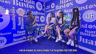 Sex Class And Lesbian Threesome With Powerful Squirt With Alanna, Emma And Anna - Juan Bustos Podcast 20 Min